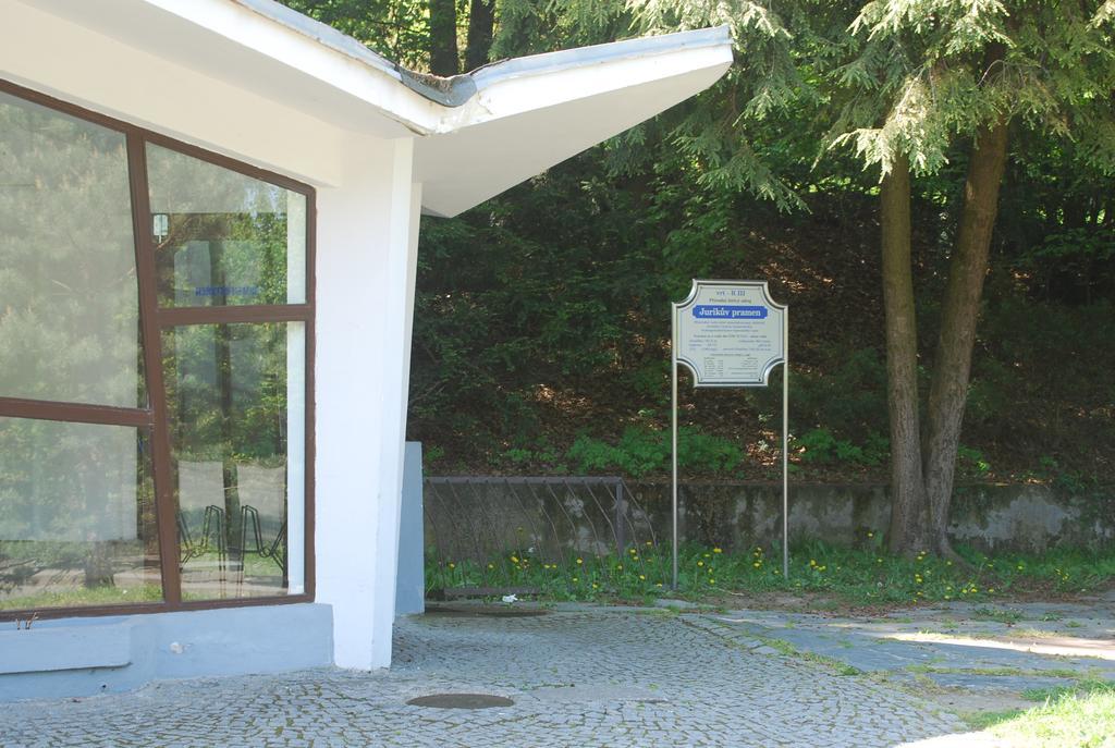 Teplice nad Bečvou Penzion Diana מראה חיצוני תמונה